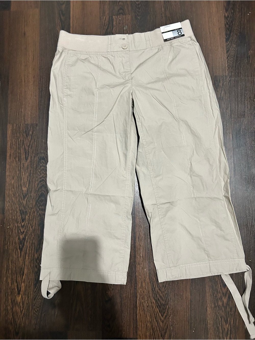 New York & Company Beige Capris